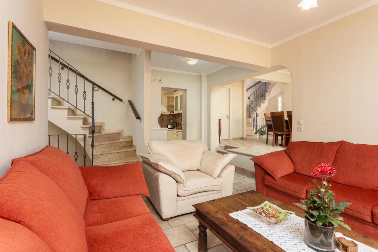 הוילה ניסקי Ioannas House מראה חיצוני תמונה